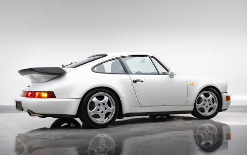 2000 Porsche 996 GT3 R | Gooding & Company